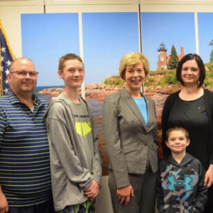 Abbotts with Senator Baldwin
