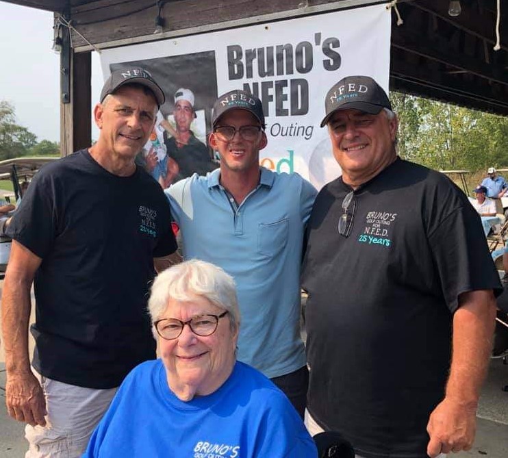 The Swierczewski Family at Bruno's Golf Outing